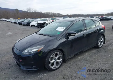 2014 Ford Focus St z USA, uszkodzony, nr VIN 1FADP3L97EL353338